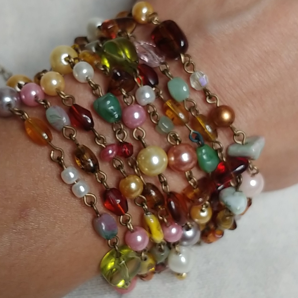 Multi-strand bracelet - Picture 3 of 3